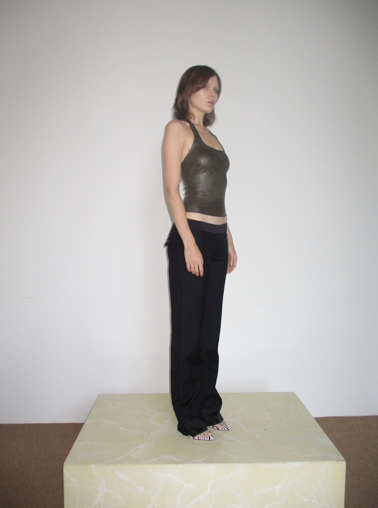 Signature low rise trouser - vanta